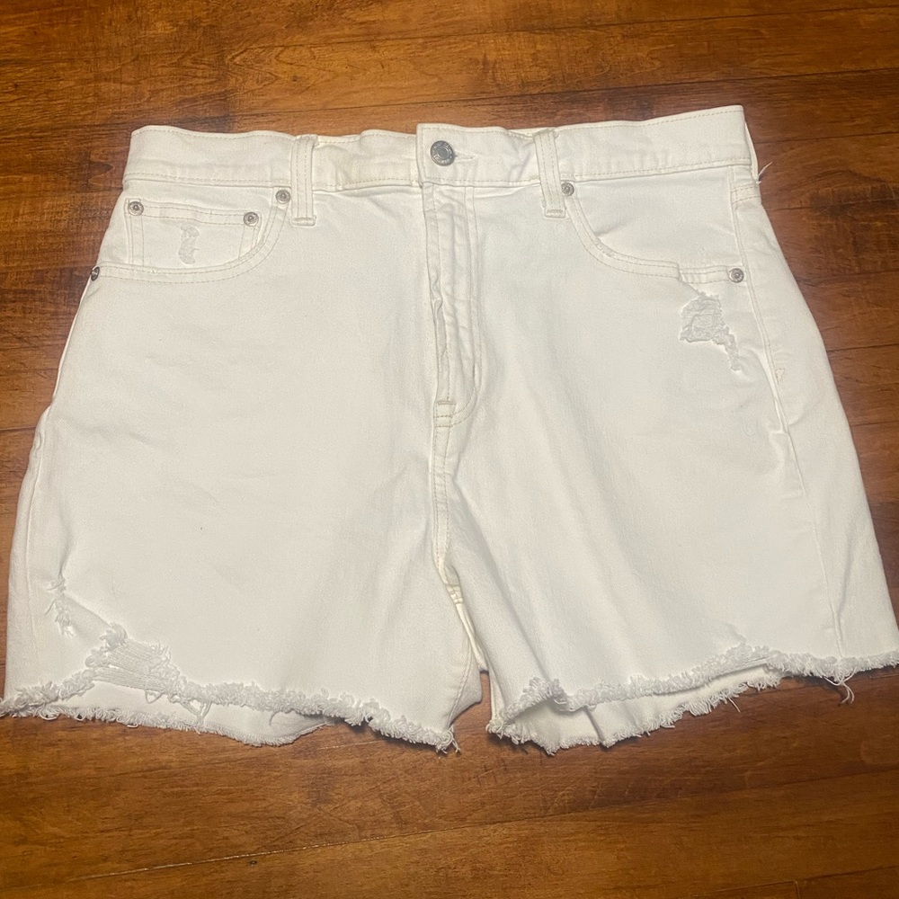 GAP Jean shorts size 31